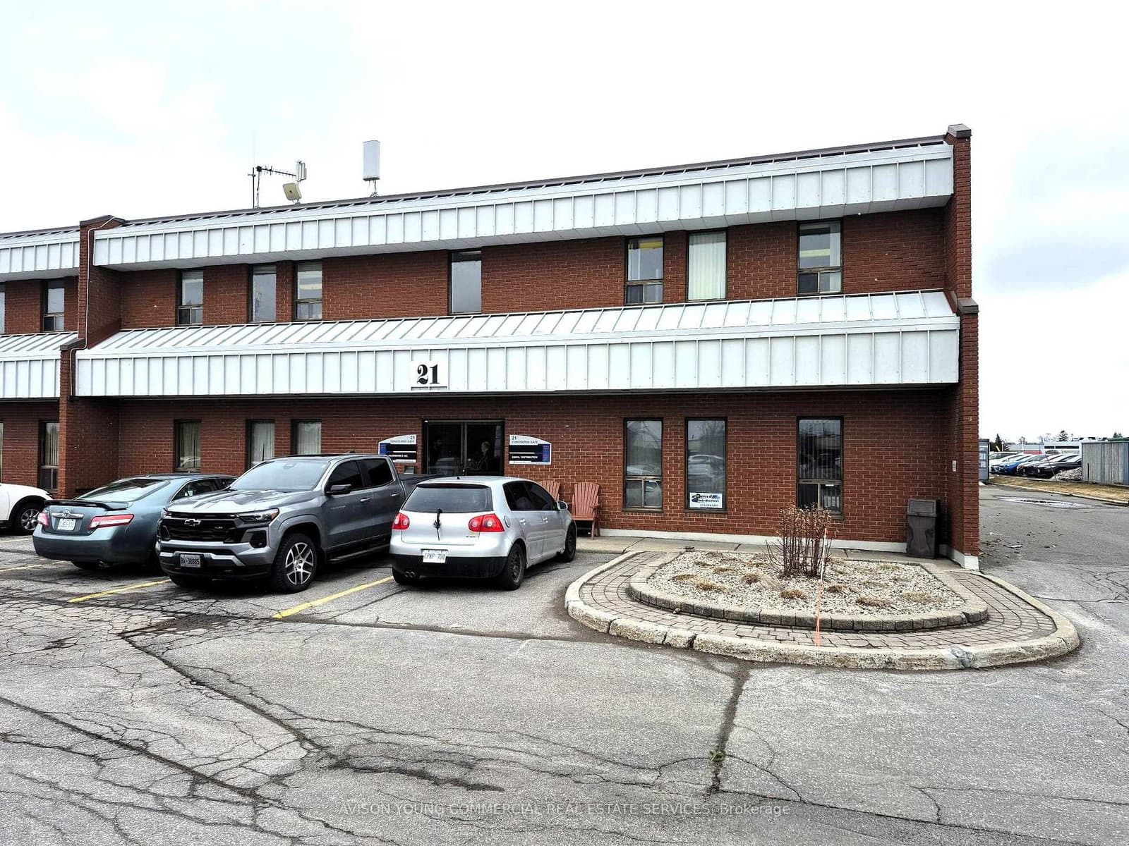 9 - 21 Concourse Gate, Ottawa, ON