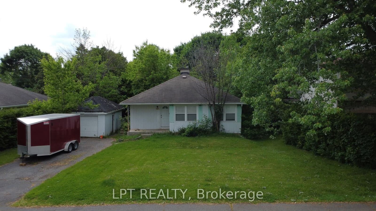 868 Mountainview Avenue, Ottawa, ON