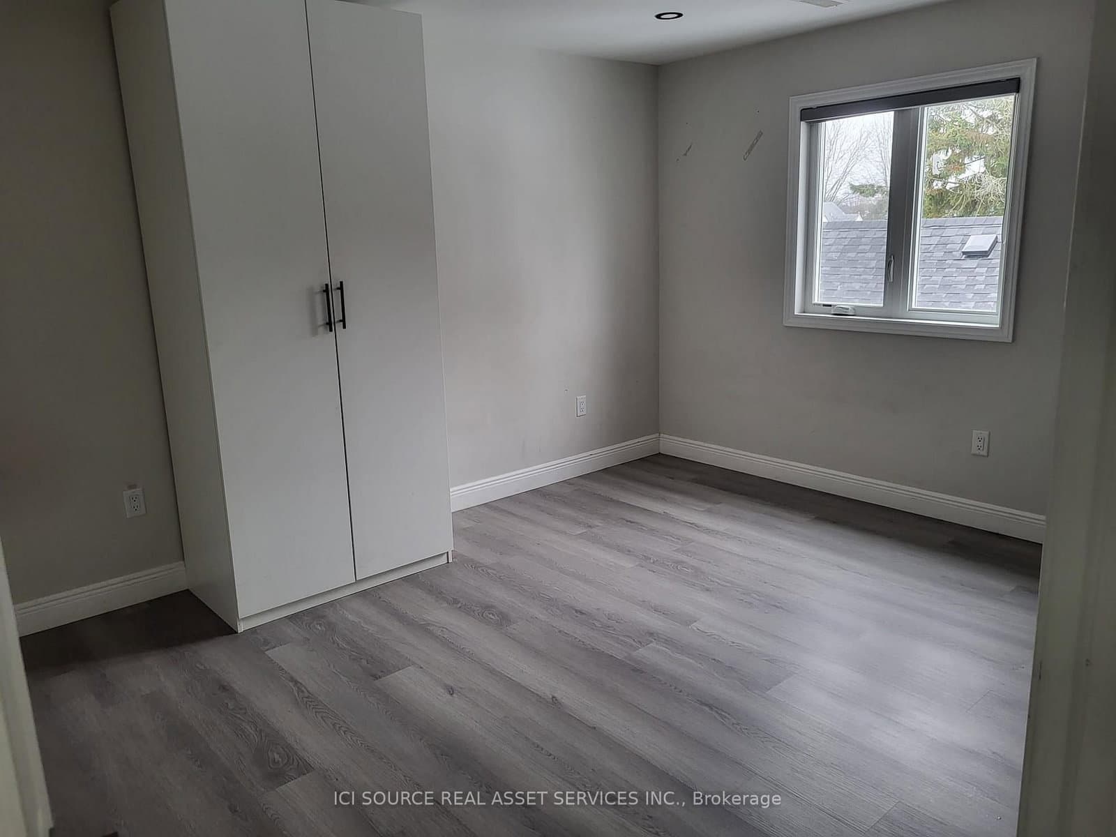 E - 6447 Culp Street, Niagara Falls, ON — photo 3