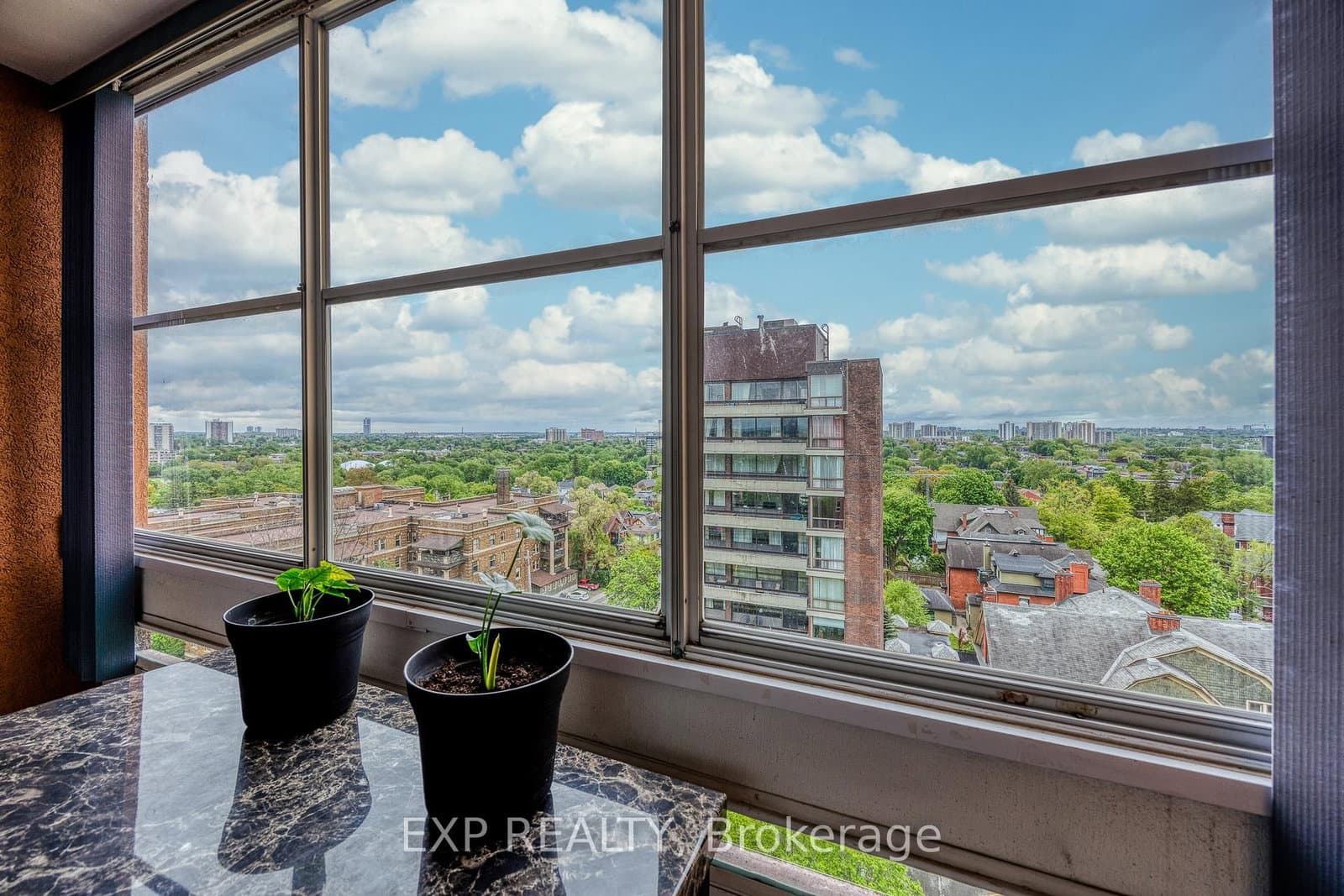 1003 - 373 Laurier Avenue, Ottawa, ON — photo 2