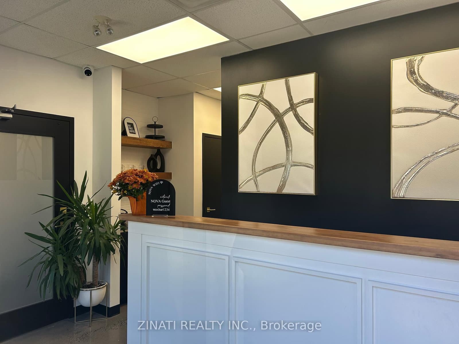 317 - 2310 St. Laurent Boulevard, Ottawa, ON — photo 2