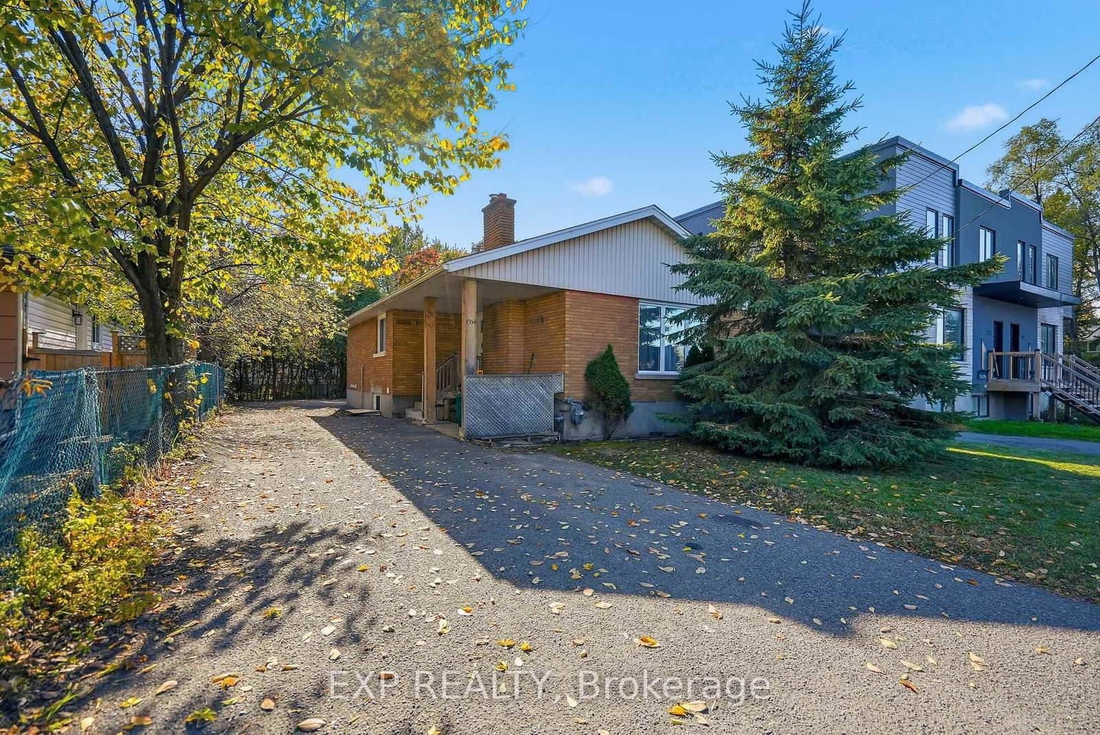 1554 Baseline Road, Ottawa, ON