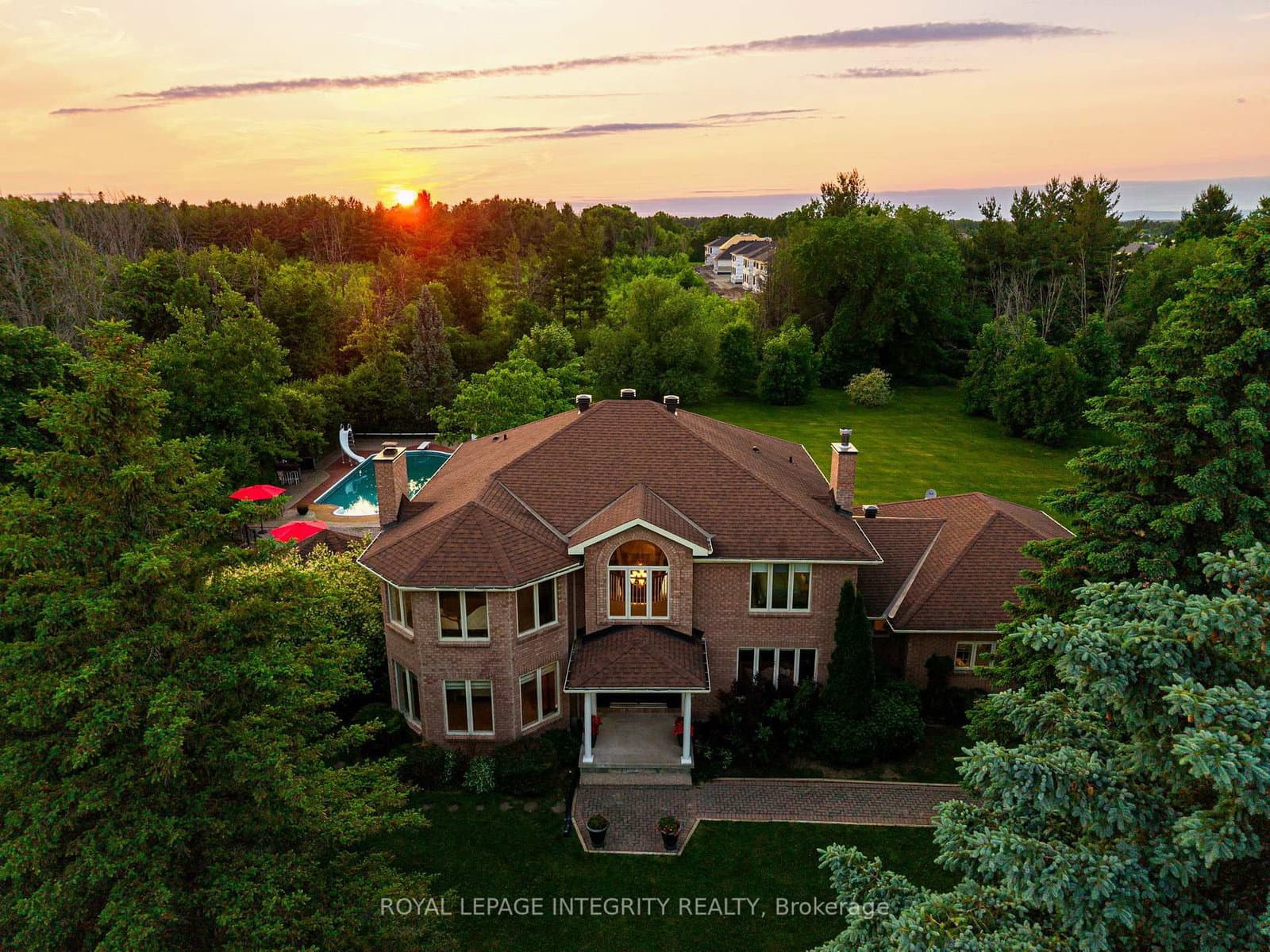 22 Marchbrook Circle, Ottawa, ON — photo 3