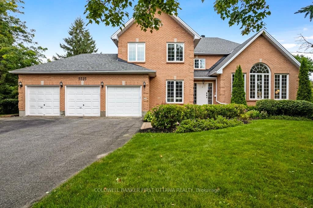 5525 PETTAPIECE Crescent, Manotick, ON — photo 2