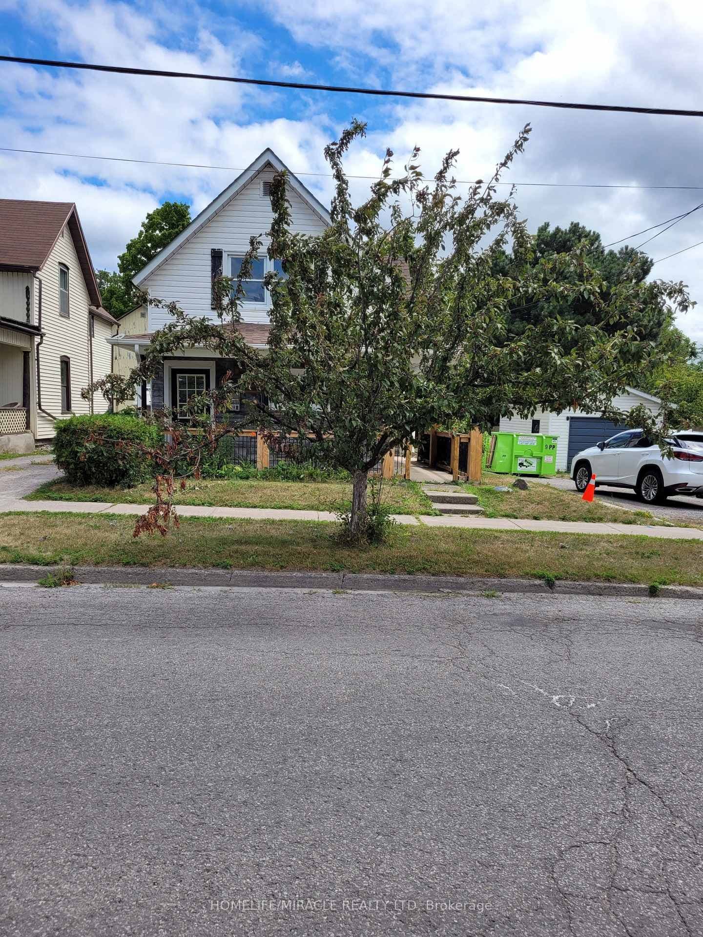 15 Francis Street, Quinte West, ON — photo 3