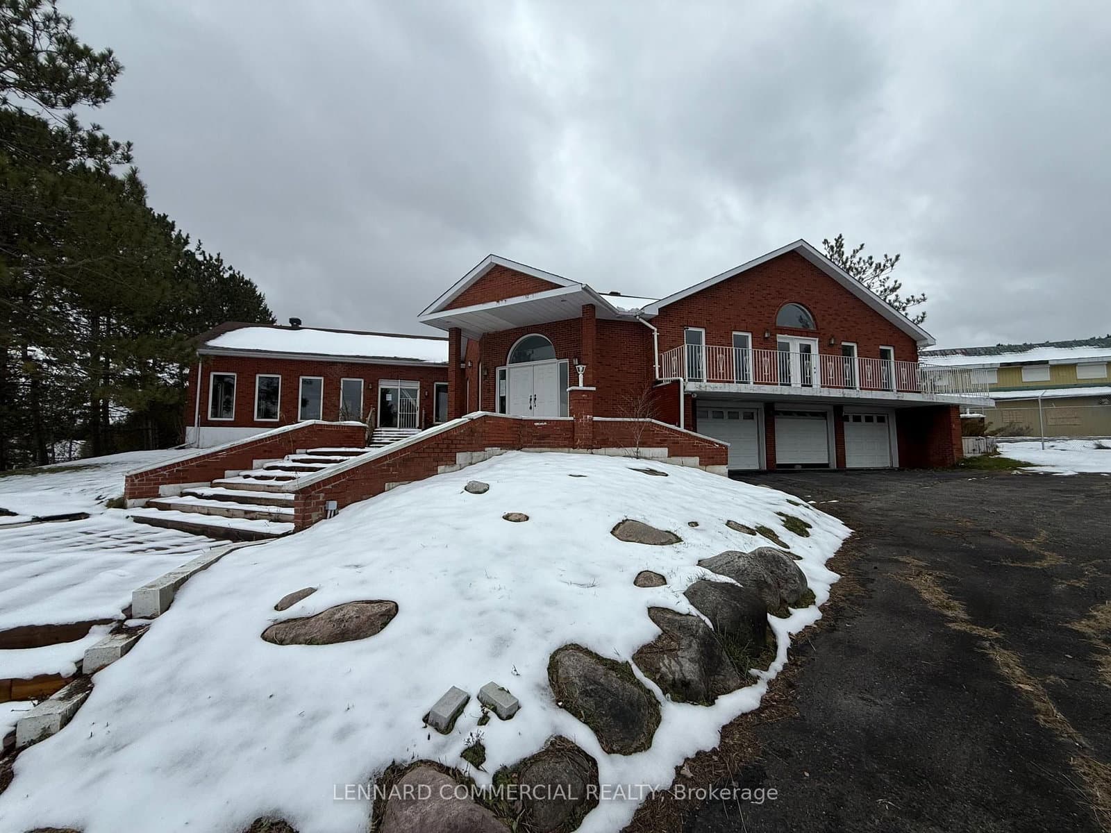 8411 RUSSELL Road, Navan, ON