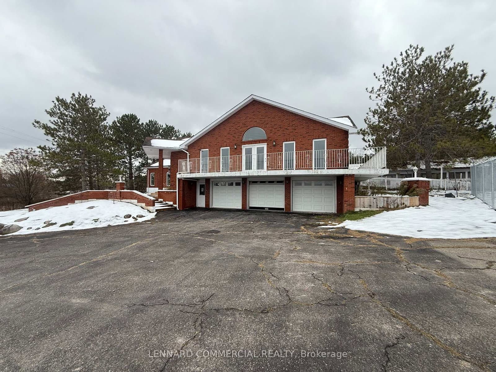 8411 RUSSELL Road, Navan, ON — photo 2