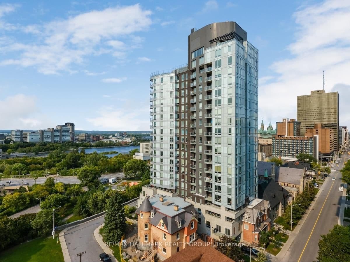907 - 428 Sparks Street, Ottawa, ON