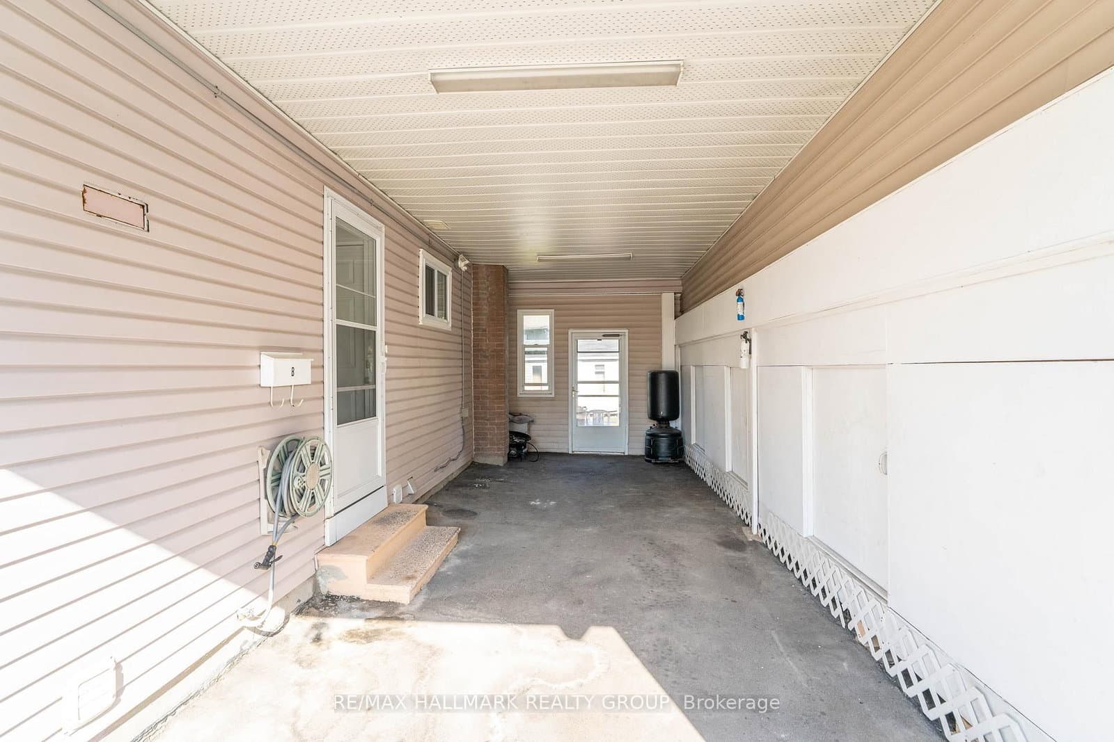 591 Eastvale Drive, Ottawa, ON — photo 3