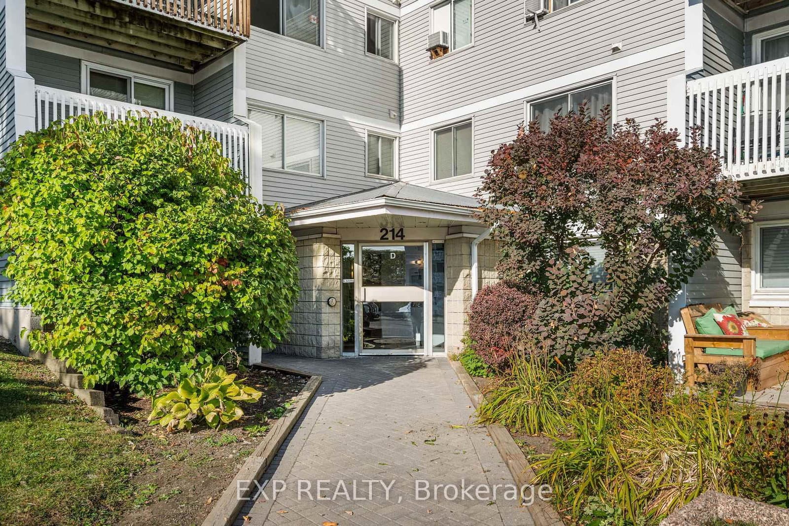 209 - 214 Viewmount Drive, Ottawa, ON — photo 2