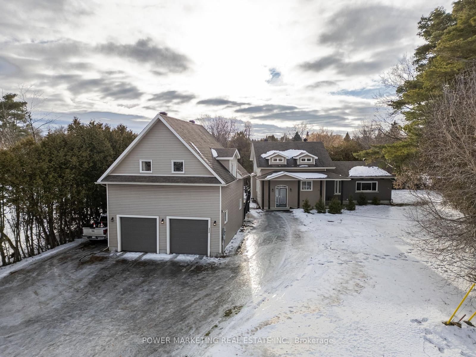 6030 BANK Street, Greely, ON