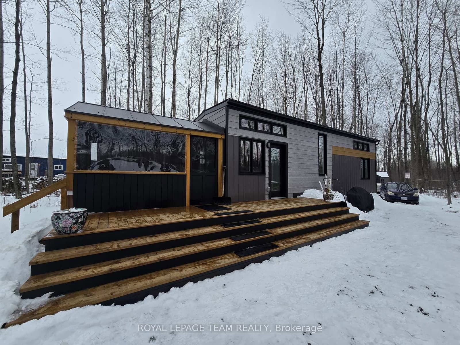 106-116 Constance Creek Drive, Ottawa, ON — photo 2