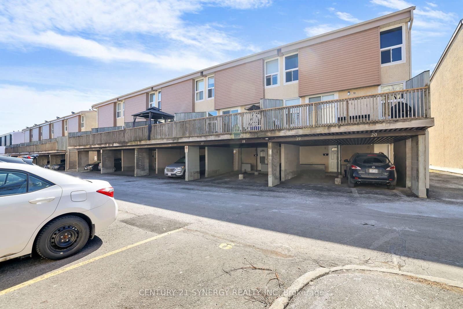 17 - 3415 Uplands Drive, Ottawa, ON