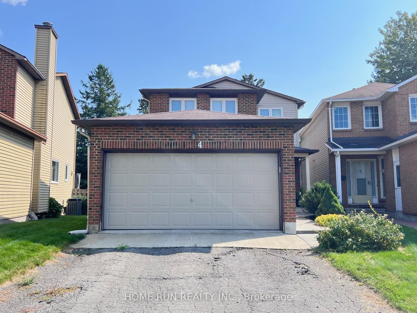 4 Cadence Gate, Ottawa, ON