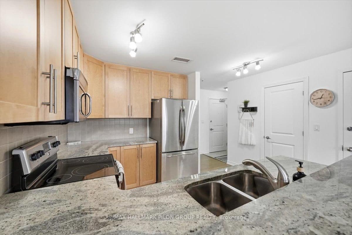 4 - 50 Prestige Circle, Ottawa, ON — photo 3