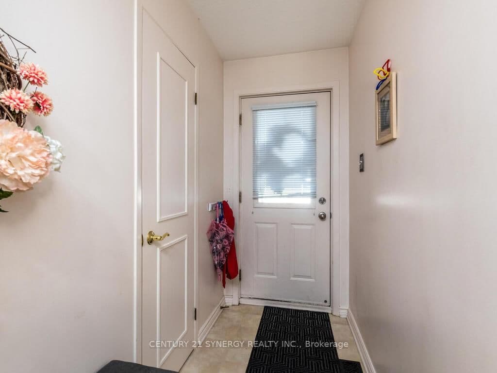 94 Bujold Court, Ottawa, ON — photo 2