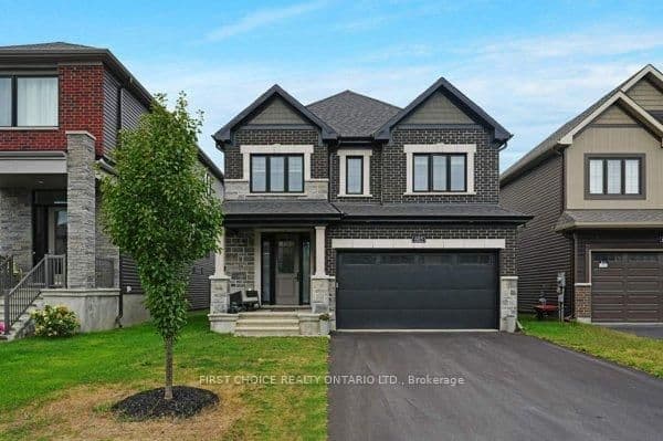 605 Ribbon Street, Manotick, ON