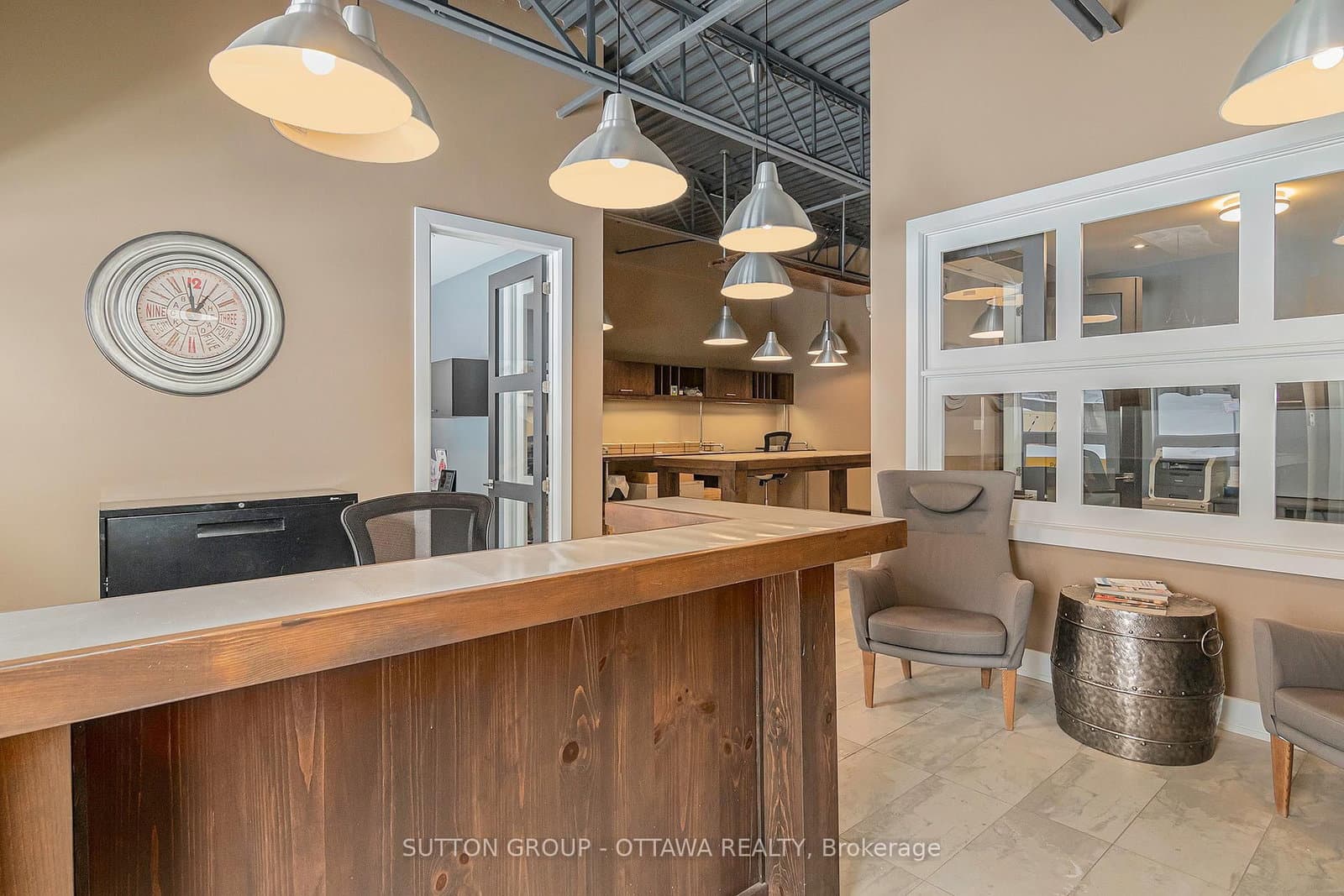 D19 - 2285 St Laurent Boulevard, Ottawa, ON — photo 3