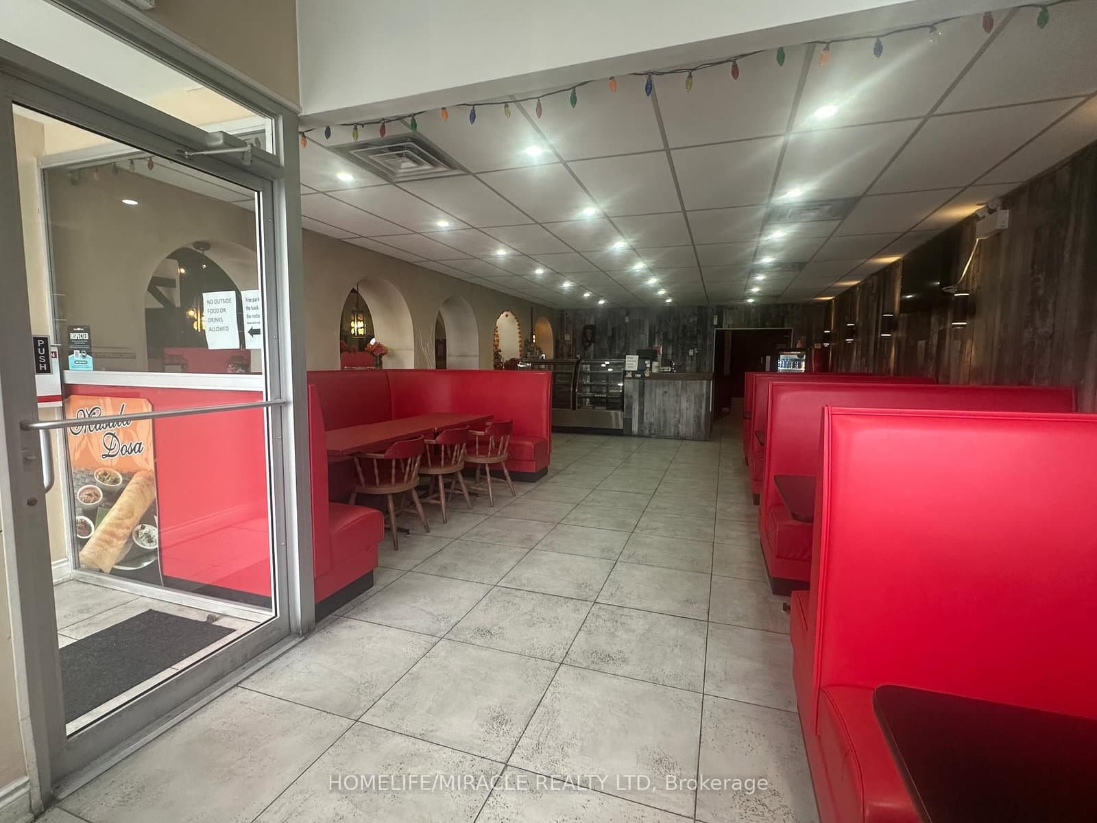 5991 Lundy's Lane, Niagara Falls, ON