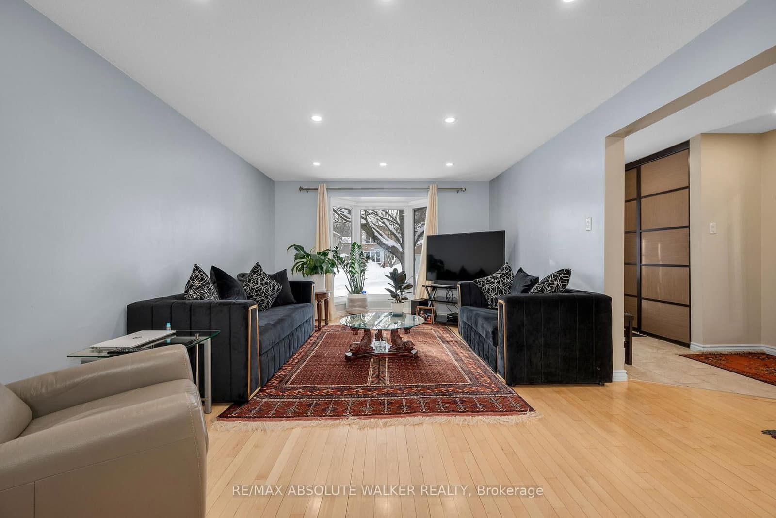 1849 Montereau Avenue, Ottawa, ON — photo 3