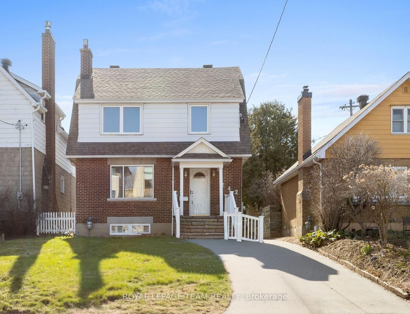 242 Fairmont Avenue, Ottawa, ON — photo 2