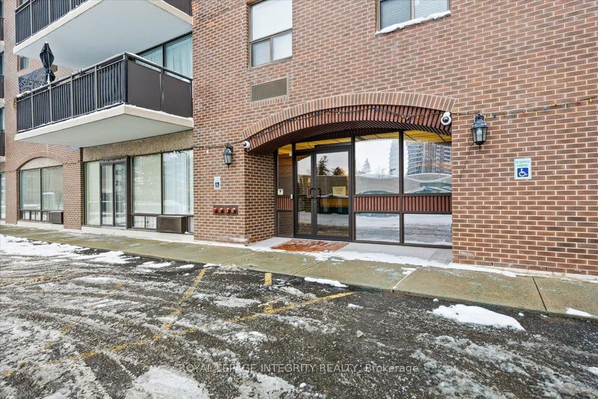 703 - 1190 Richmond Road, Ottawa, ON — photo 3
