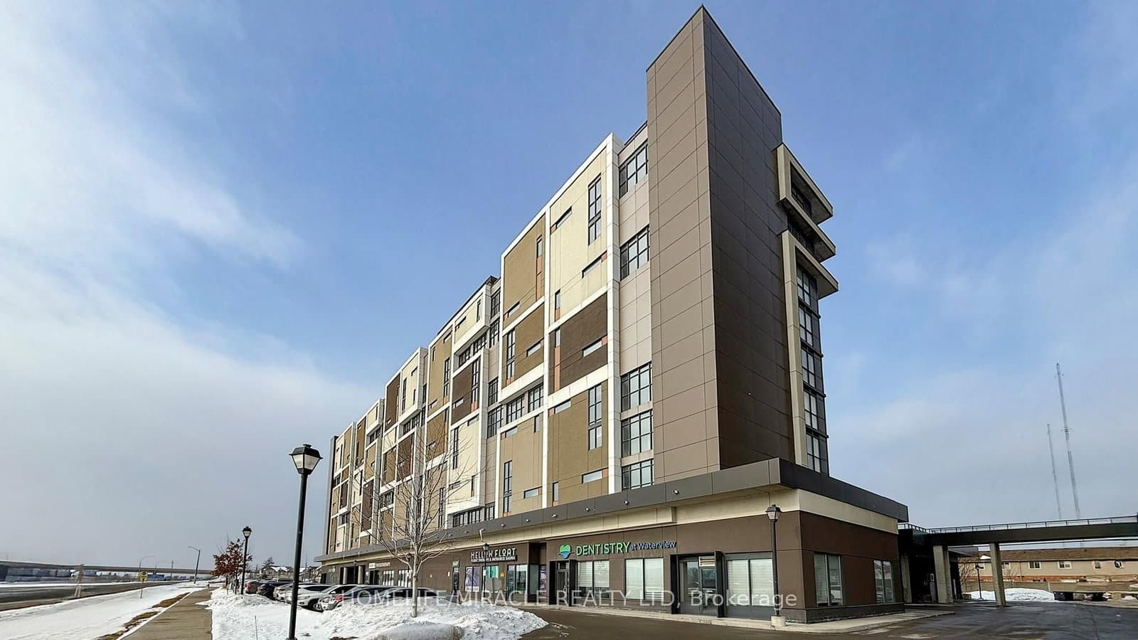 607 - 560 North service Road, Grimsby, ON