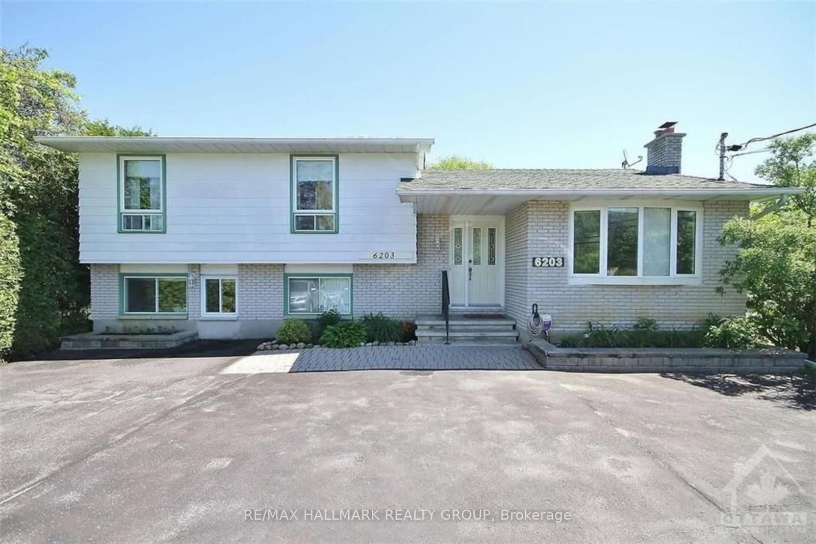 6203 BANK Street, Greely, ON