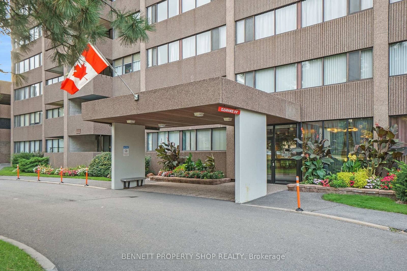 2003 - 1285 Cahill Drive, Ottawa, ON — photo 2