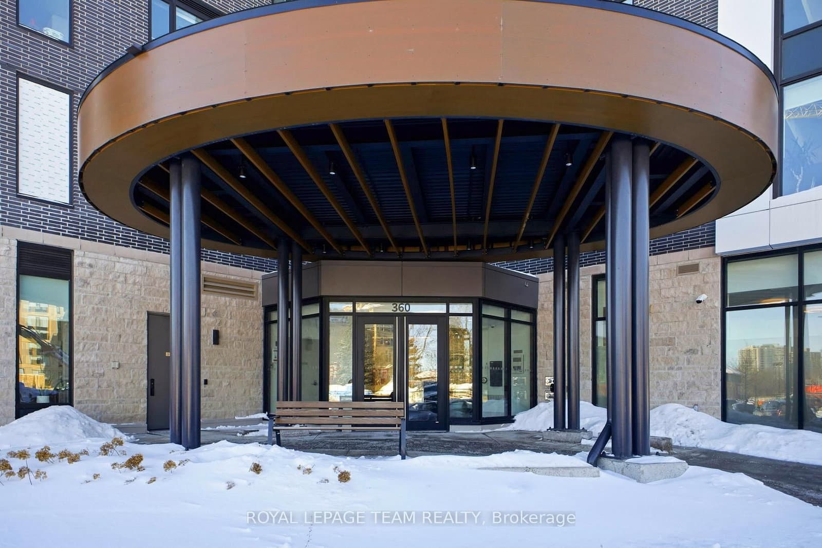 209 - 360 Deschatelets Avenue, Ottawa, ON — photo 2