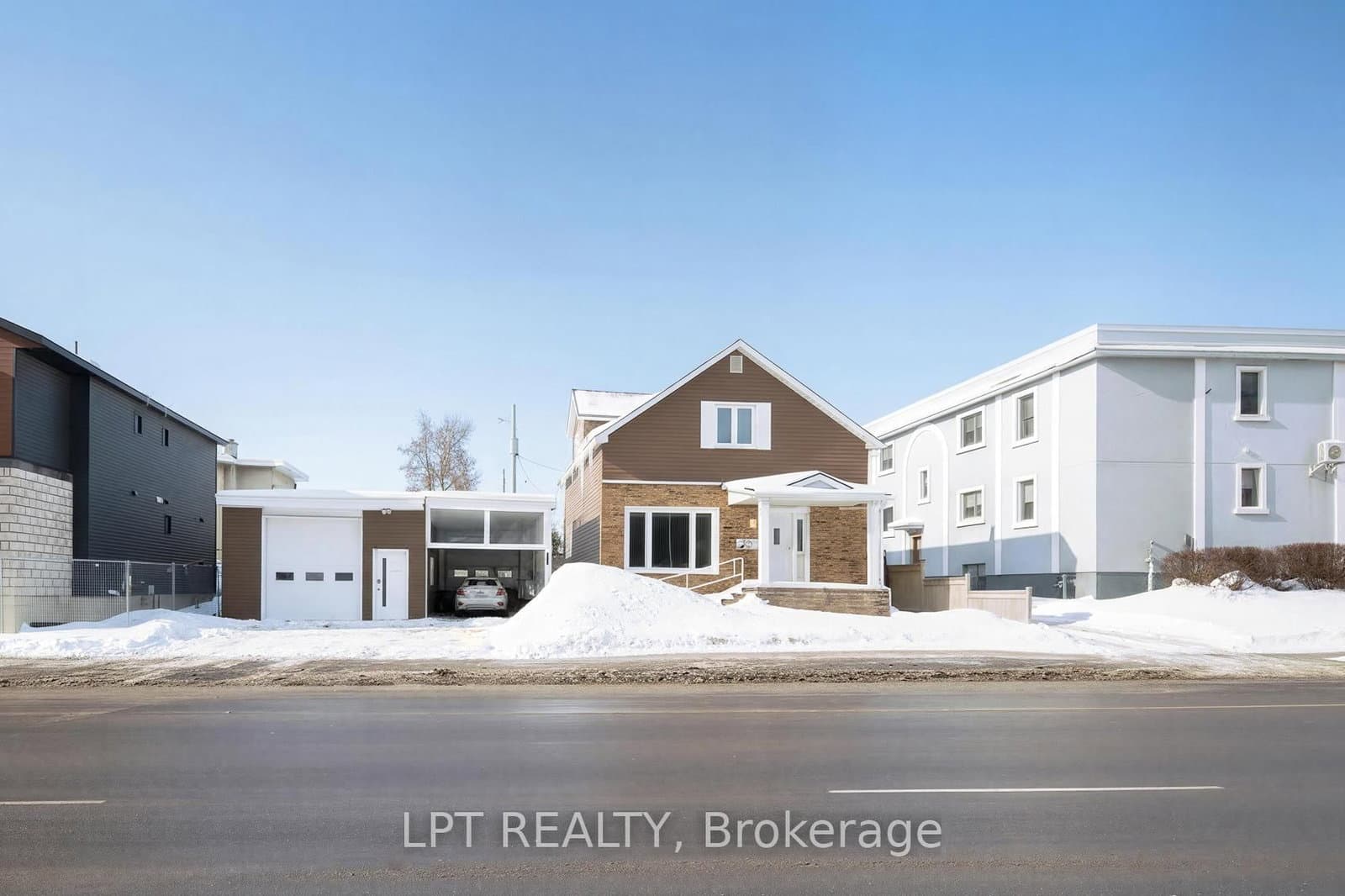 412 Montreal Road, Ottawa, ON — photo 2
