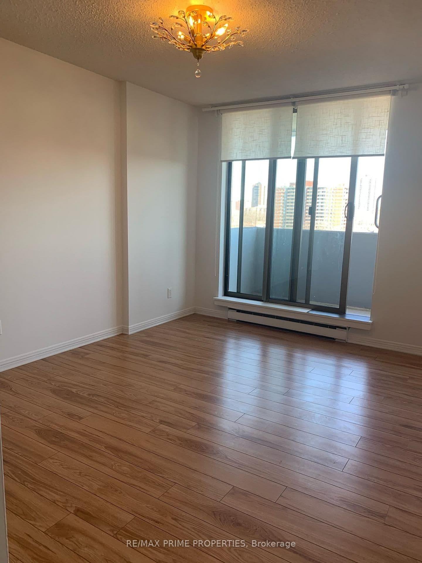 901 - 200 LAFONTAINE Avenue, Ottawa, ON — photo 3