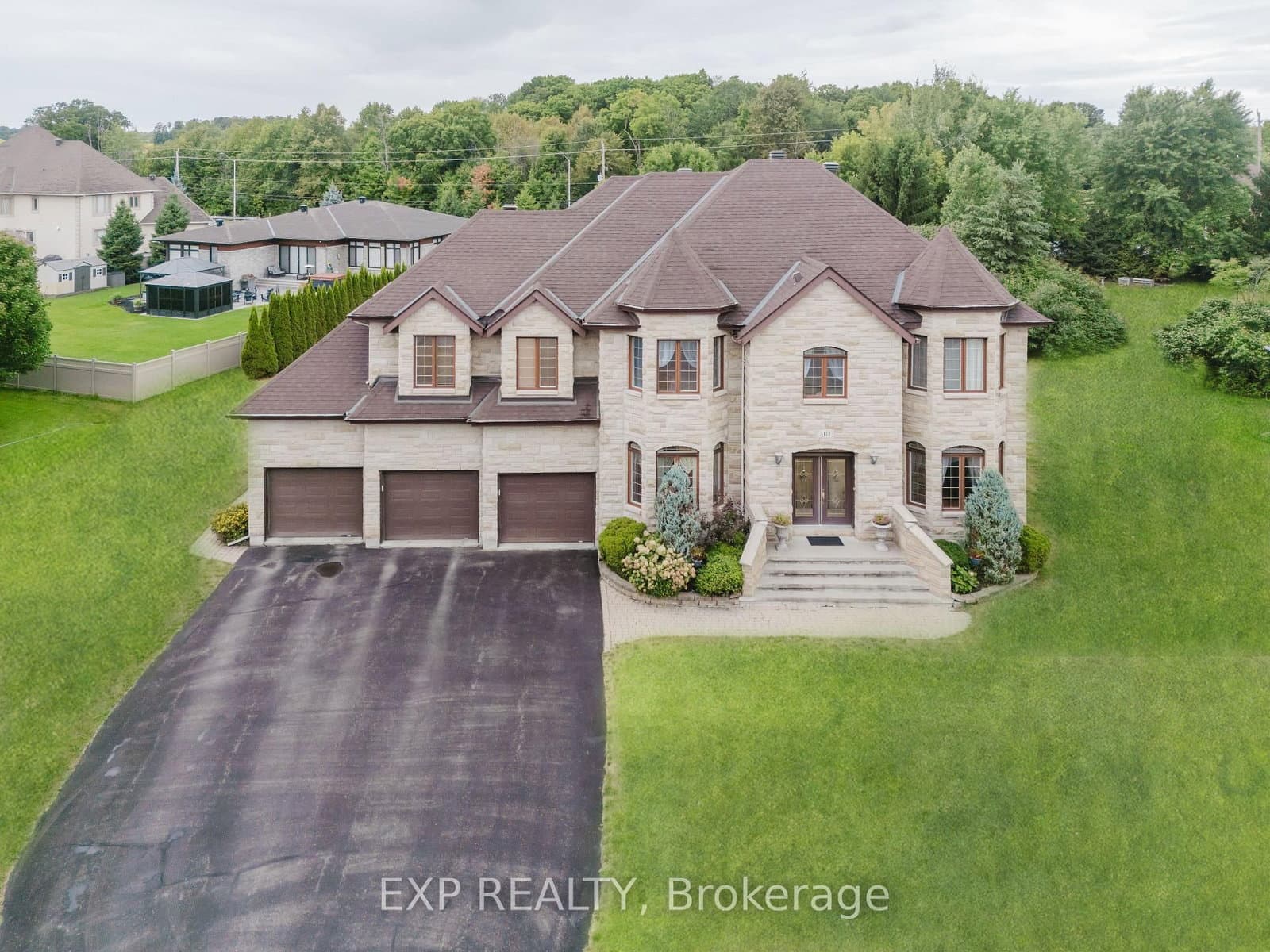 5472 Wicklow Drive, Ottawa, ON