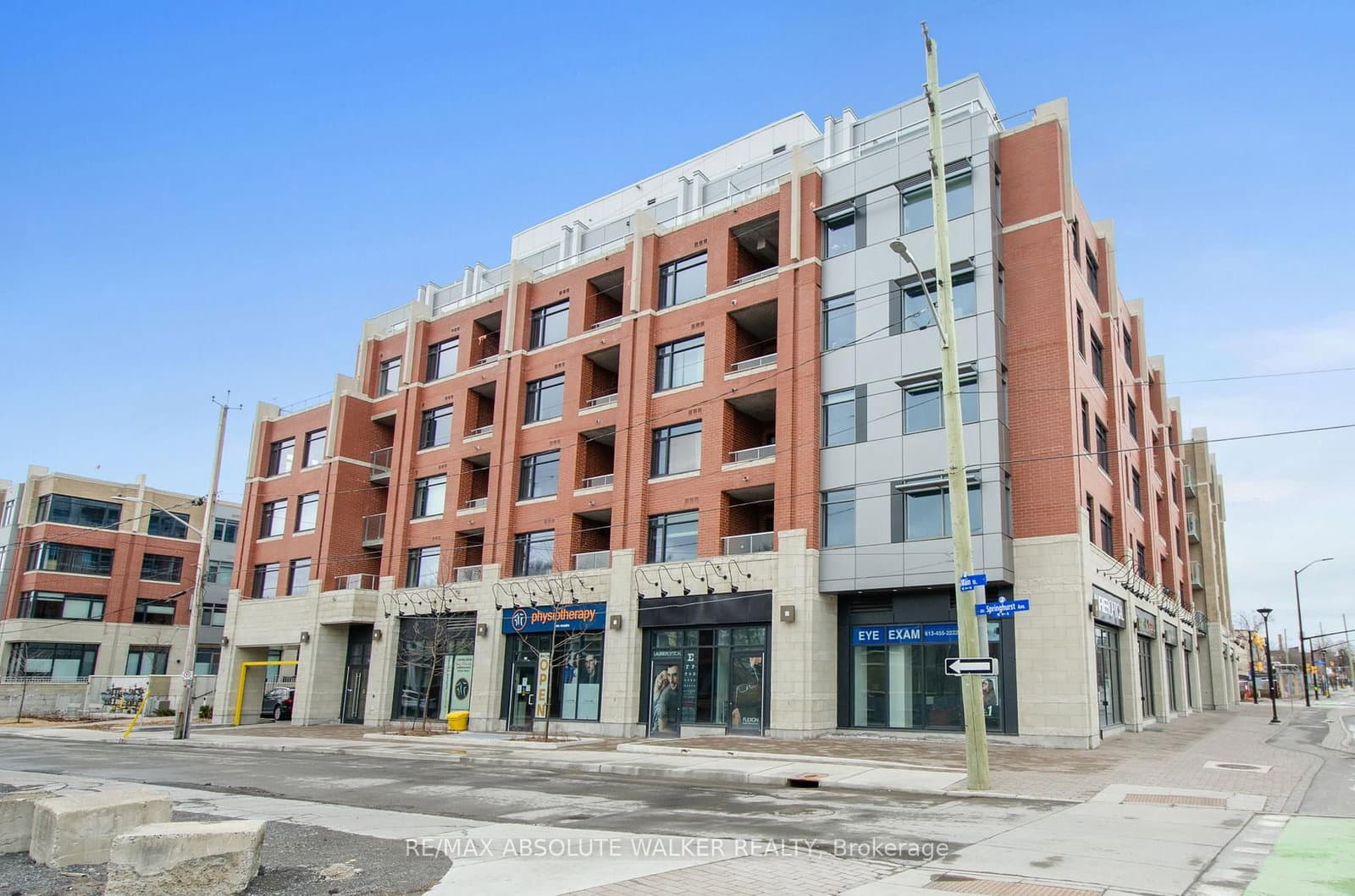 218 - 60 Springhurst Avenue, Ottawa, ON