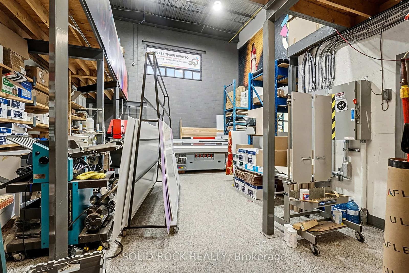 27&29 - 2100 Thurston Drive, Ottawa, ON — photo 3