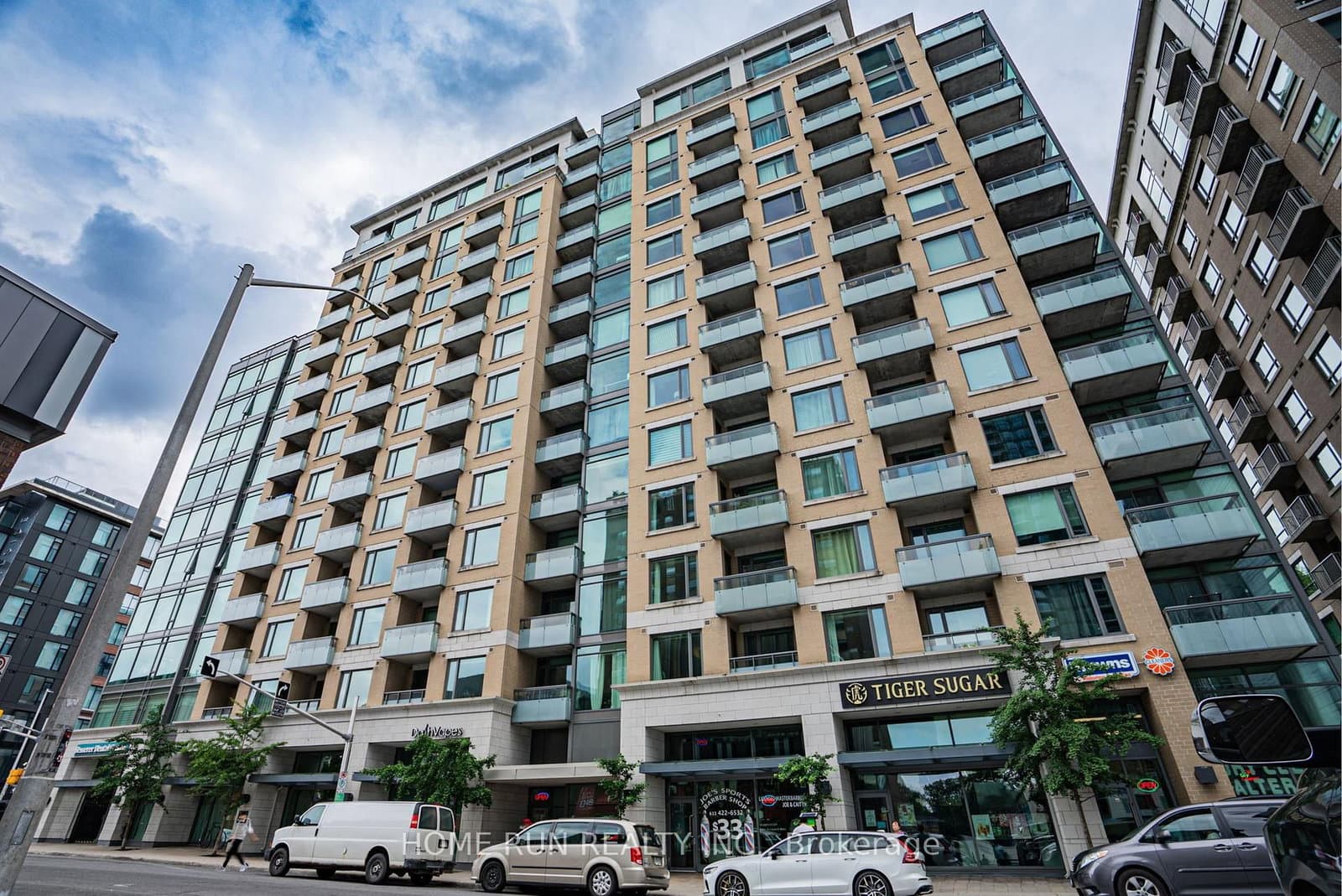 1407 - 238 BESSERER Street, Ottawa, ON — photo 3