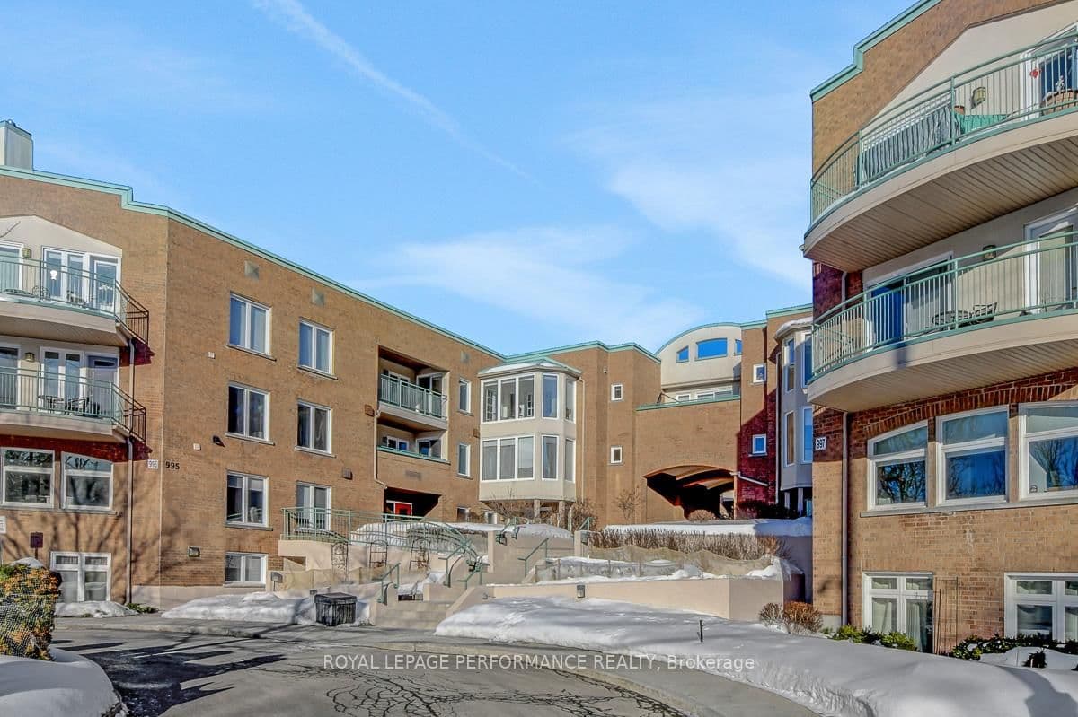 401D - 1 Columbus Avenue, Ottawa, ON