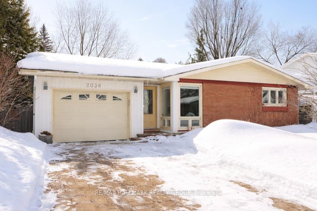 2036 KINGS GROVE Crescent, Ottawa, ON