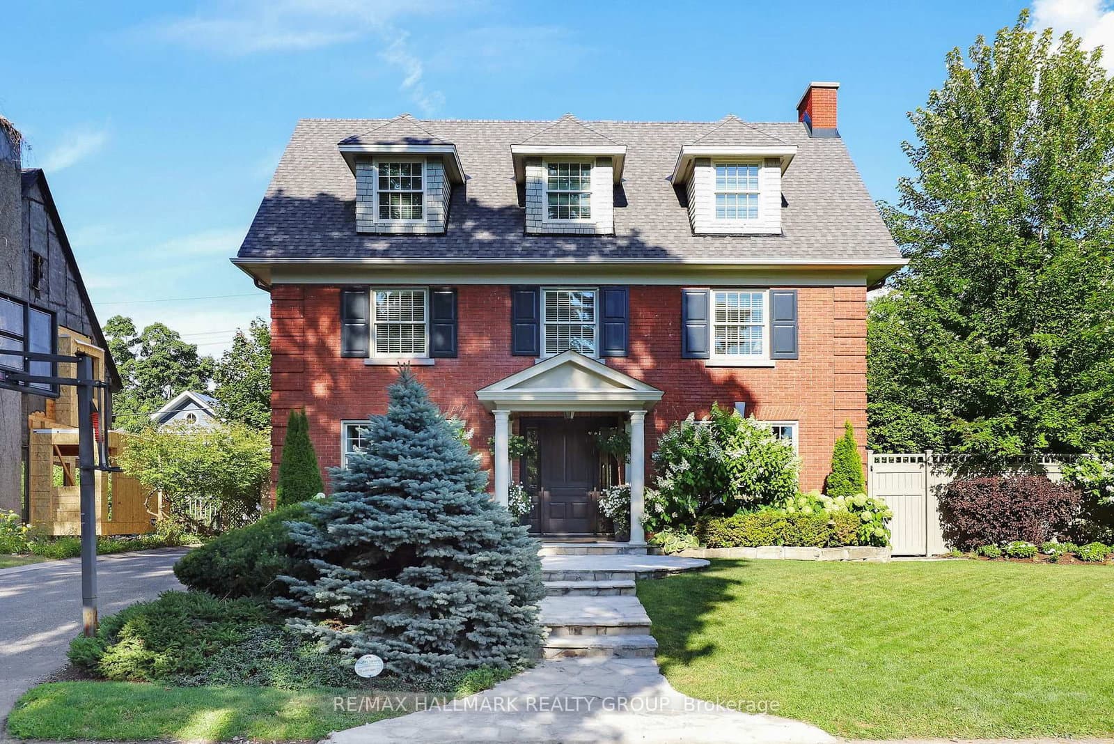 525 Piccadilly Avenue, Ottawa, ON