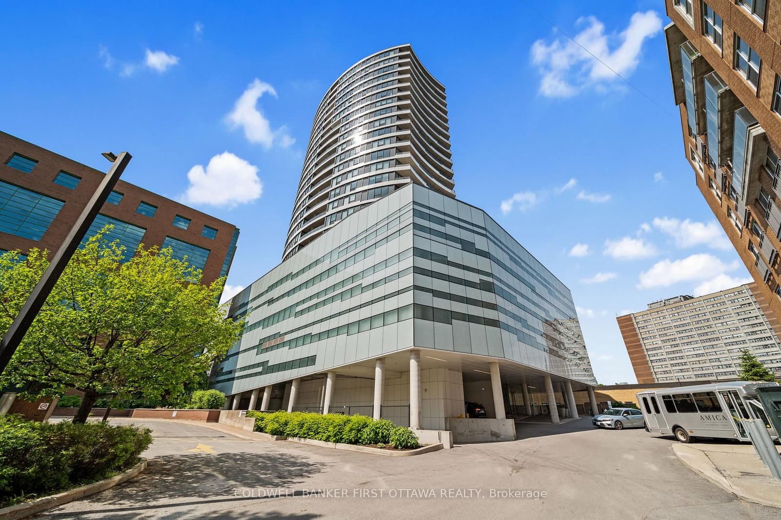 1905 - 485 RICHMOND Road, Ottawa, ON — photo 2