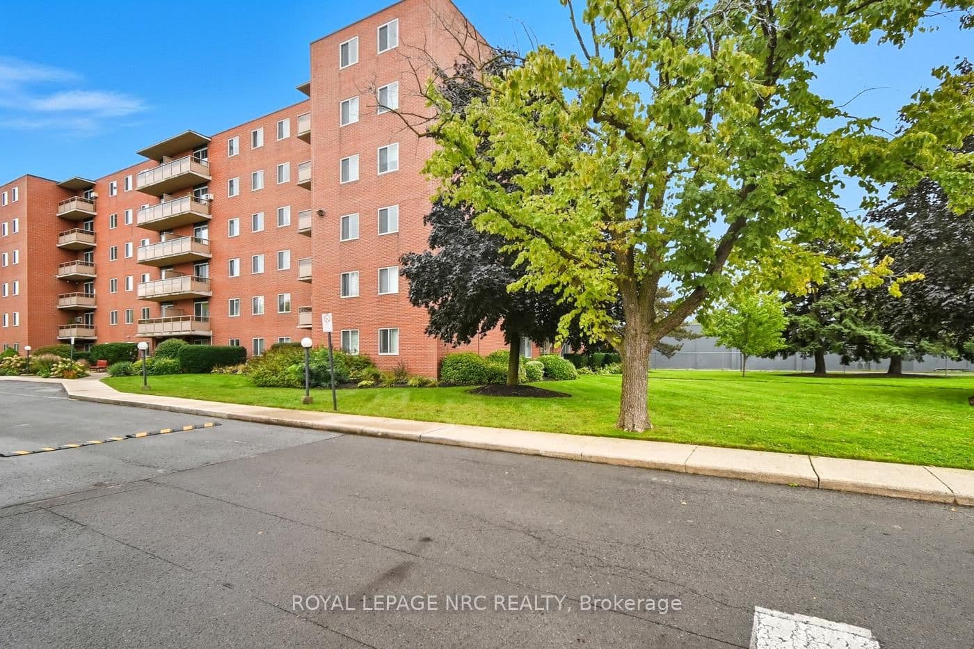 505 - 264 Grantham Avenue, St. Catharines, ON — photo 3