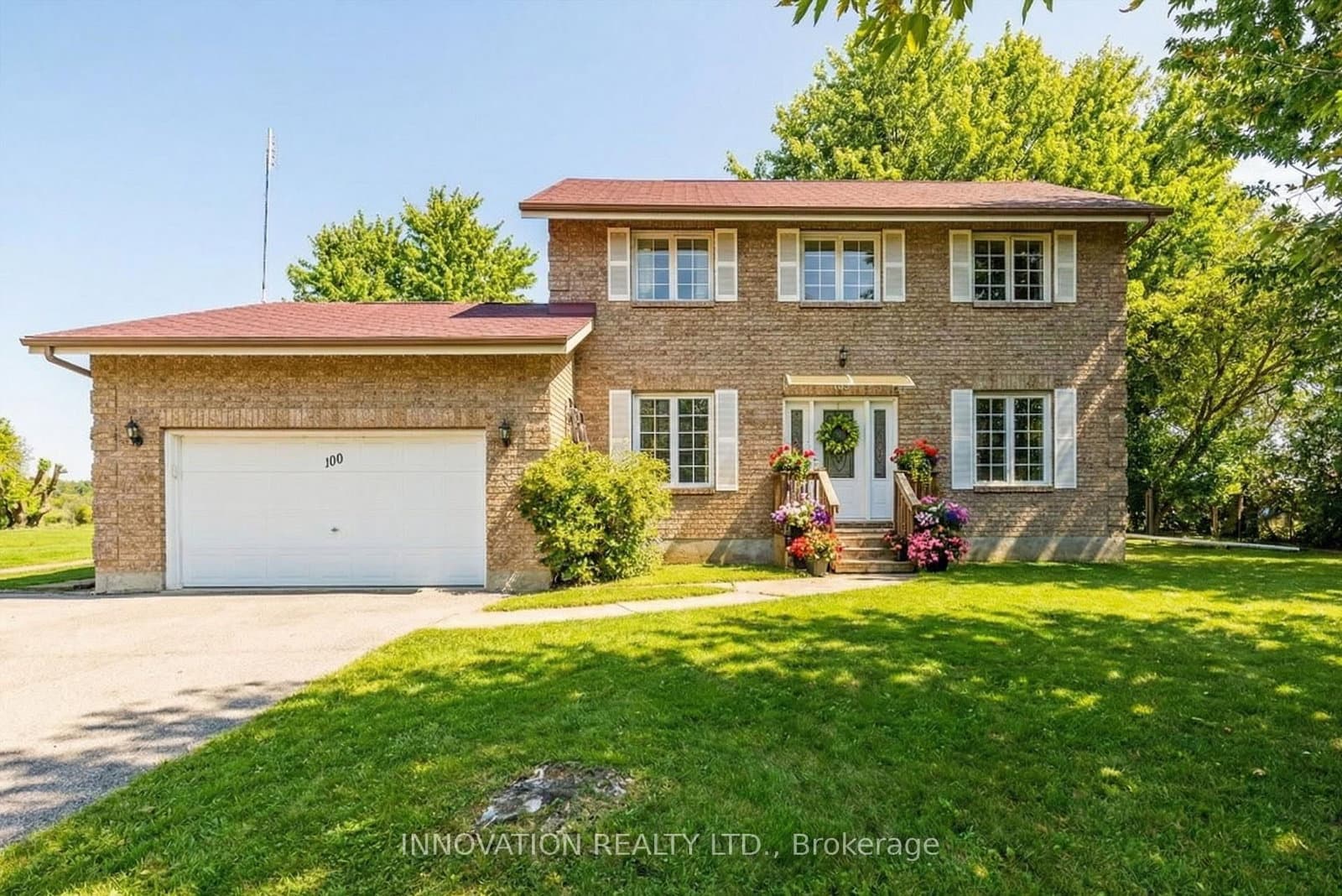 100 Canyon Drive, Kinburn, ON