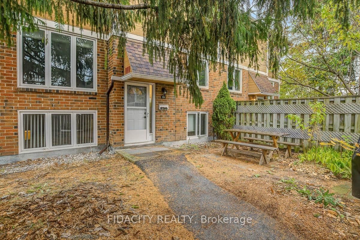 61 - 159 Salter Crescent, Kanata, ON — photo 2