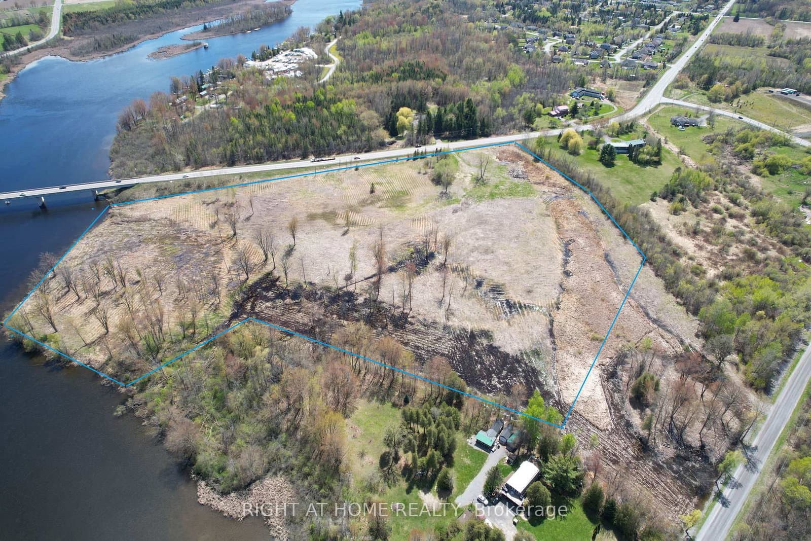000 Sutherland Drive, Manotick, ON — photo 3