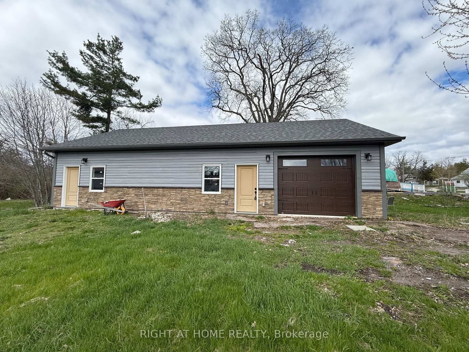 43 Victoria Street, Limoges, ON