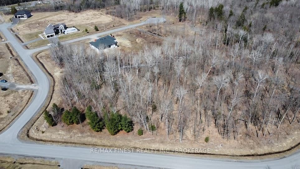 1581 Kinsella Drive, Cumberland, ON — photo 2