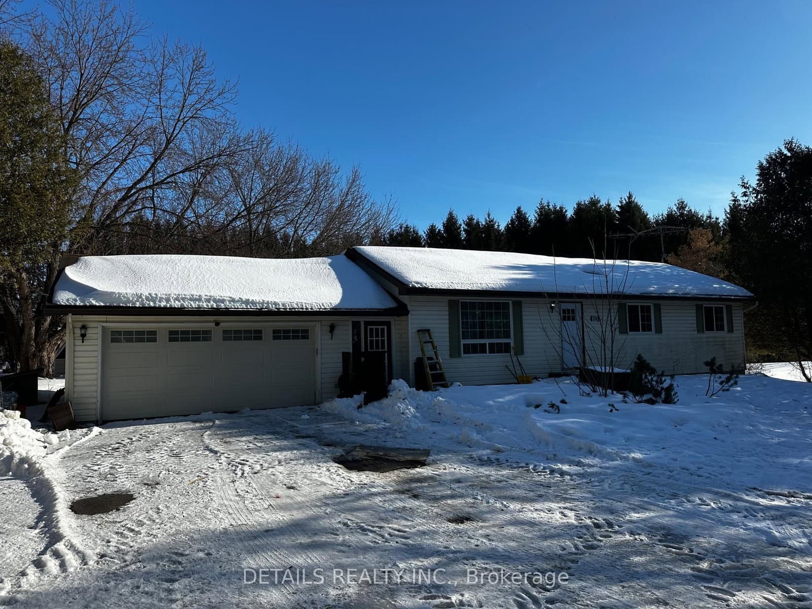 2208 Fitzroy Street, Fitzroy Harbour, ON