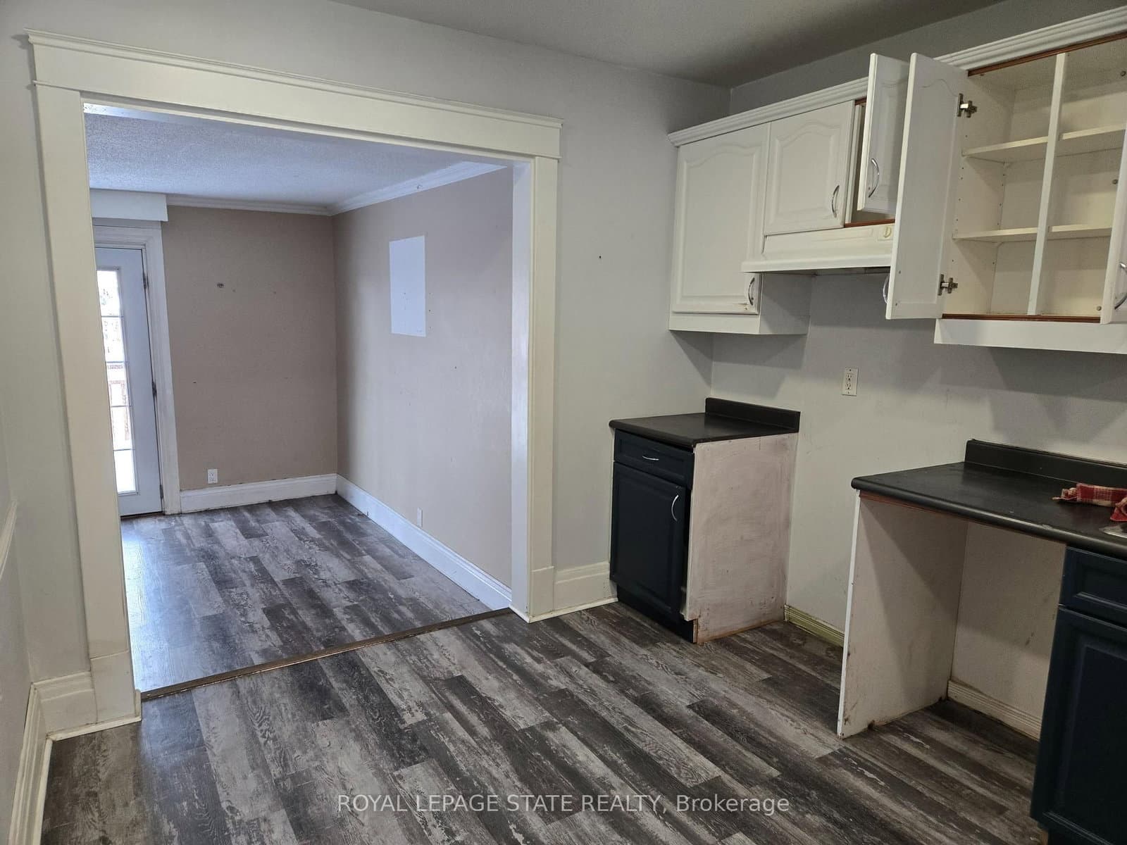 45 Chaplin Avenue, St. Catharines, ON — photo 3