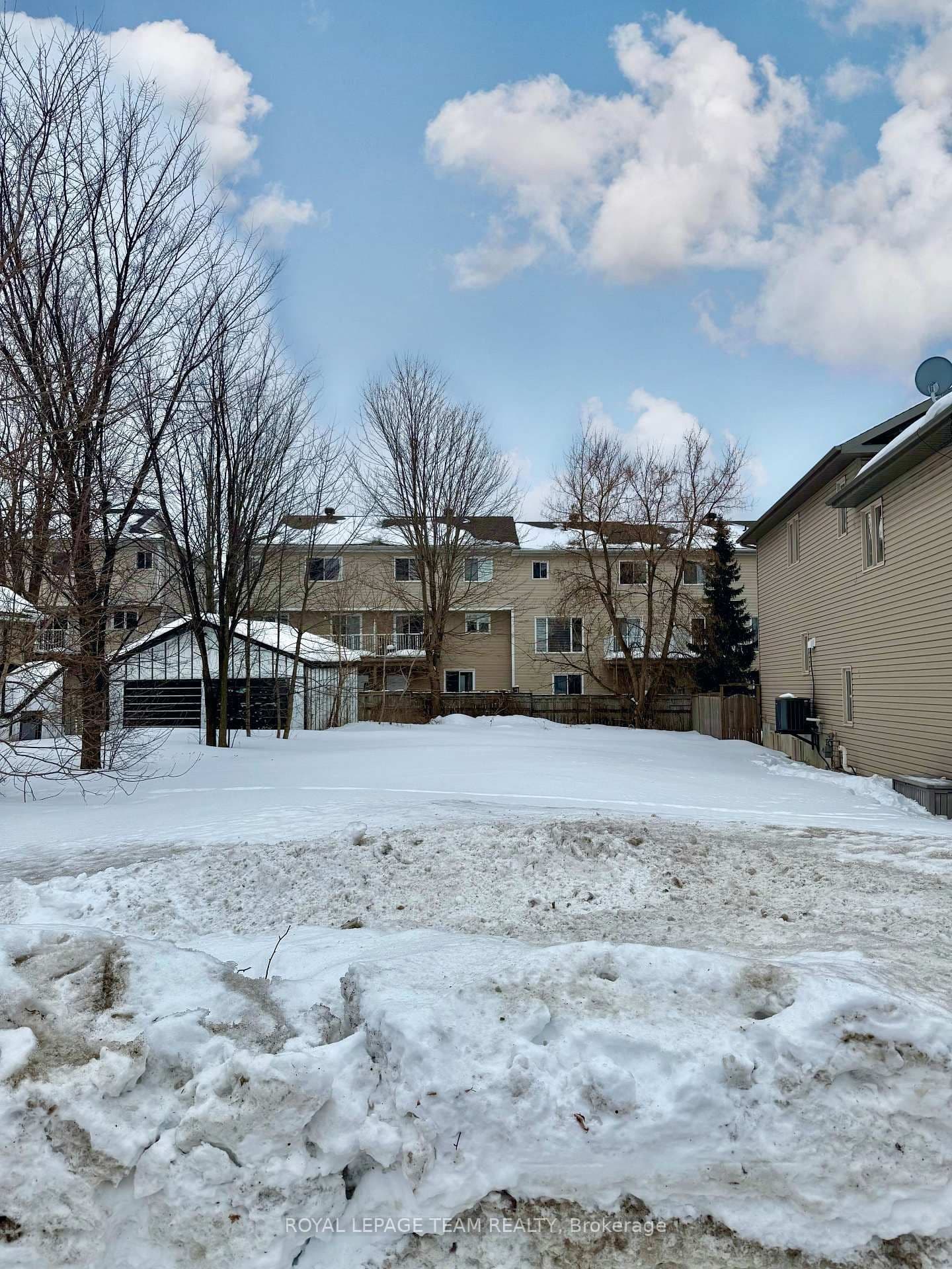 1138-1140 Snow Street, Ottawa, ON