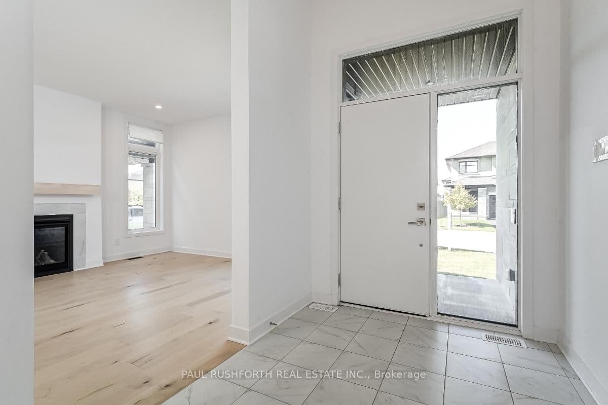 525 Supernova Street, Ottawa, ON — photo 3